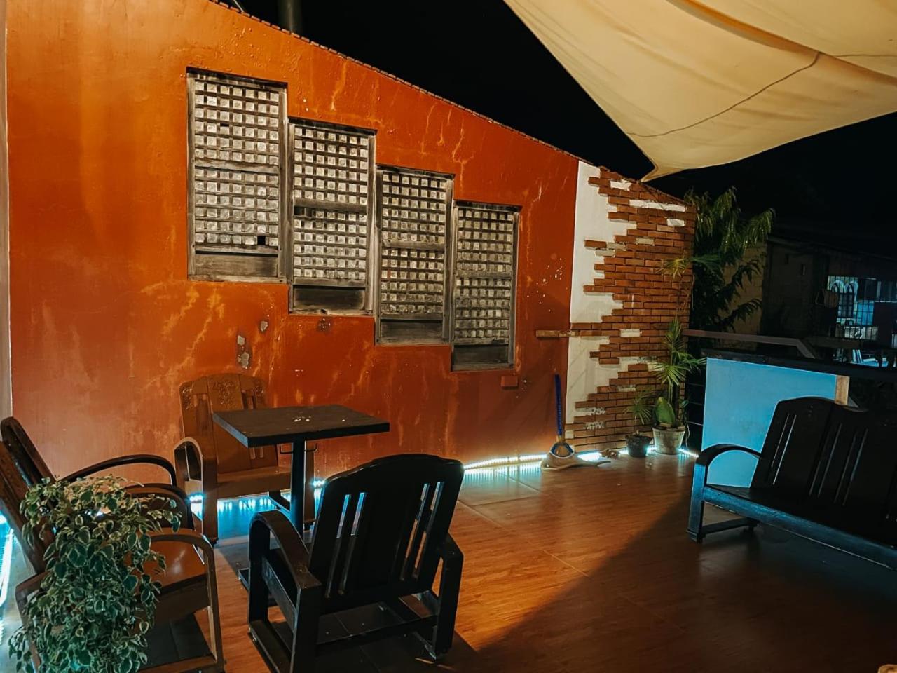 The Bistro House - Loft Unit - Vigan Apartman Kültér fotó