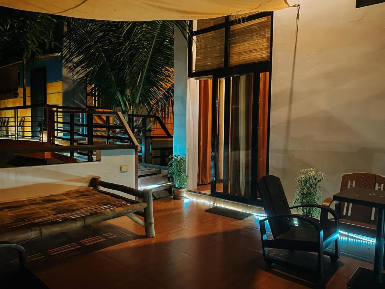 The Bistro House - Loft Unit - Vigan Apartman Kültér fotó